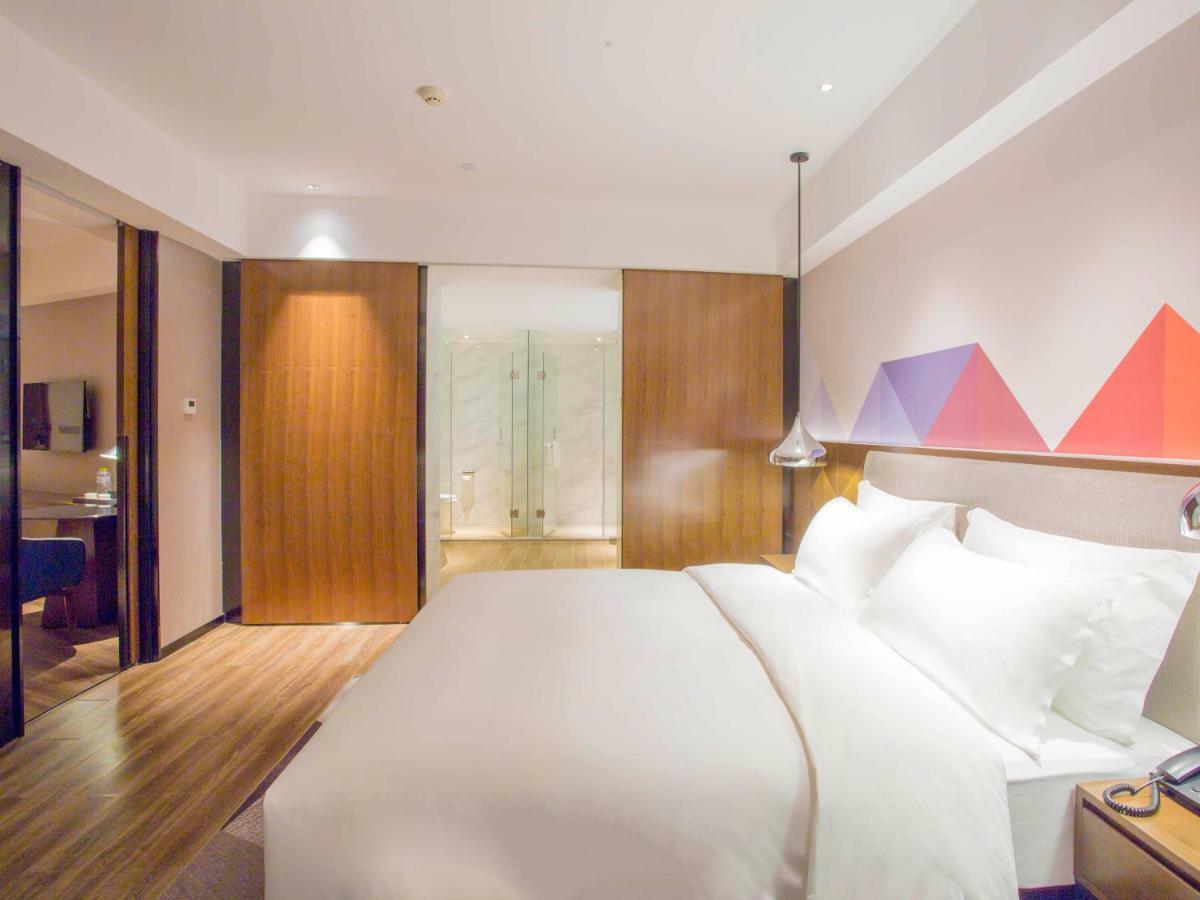 Borrman Hotel Nanning Railway Station Branch Экстерьер фото