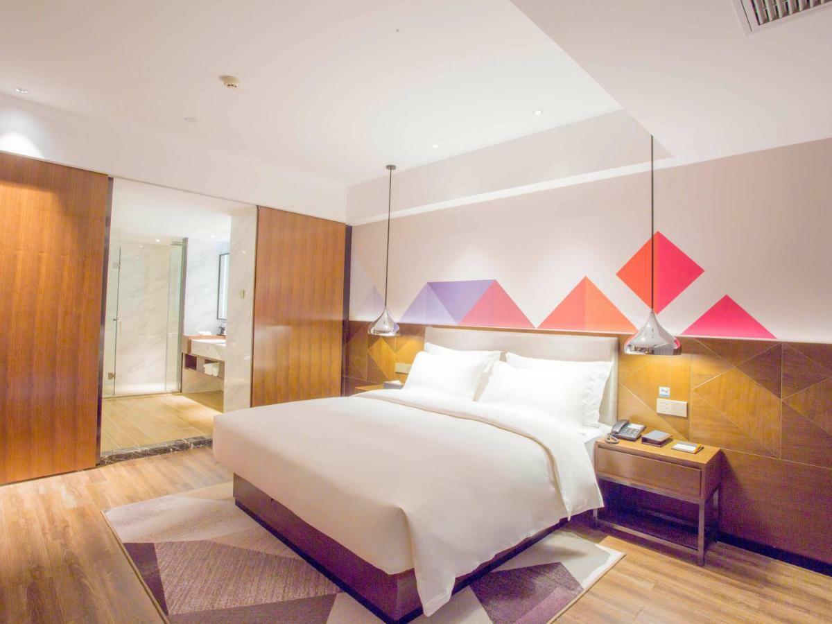 Borrman Hotel Nanning Railway Station Branch Экстерьер фото
